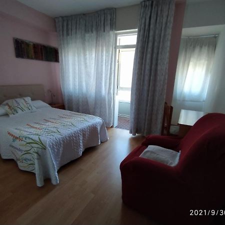 Nemes Apartment Cee Luaran gambar