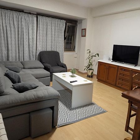 Nemes Apartment Cee Luaran gambar