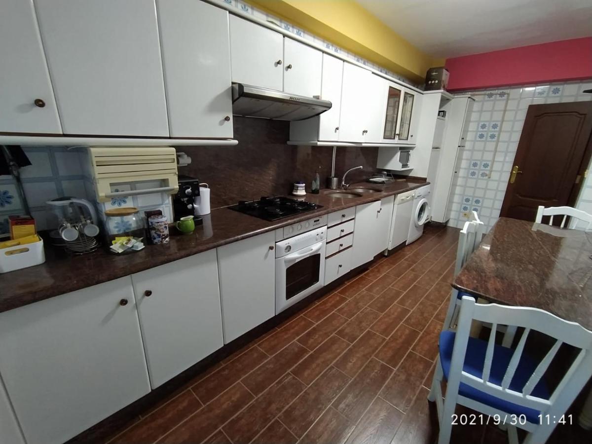 Nemes Apartment Cee Luaran gambar